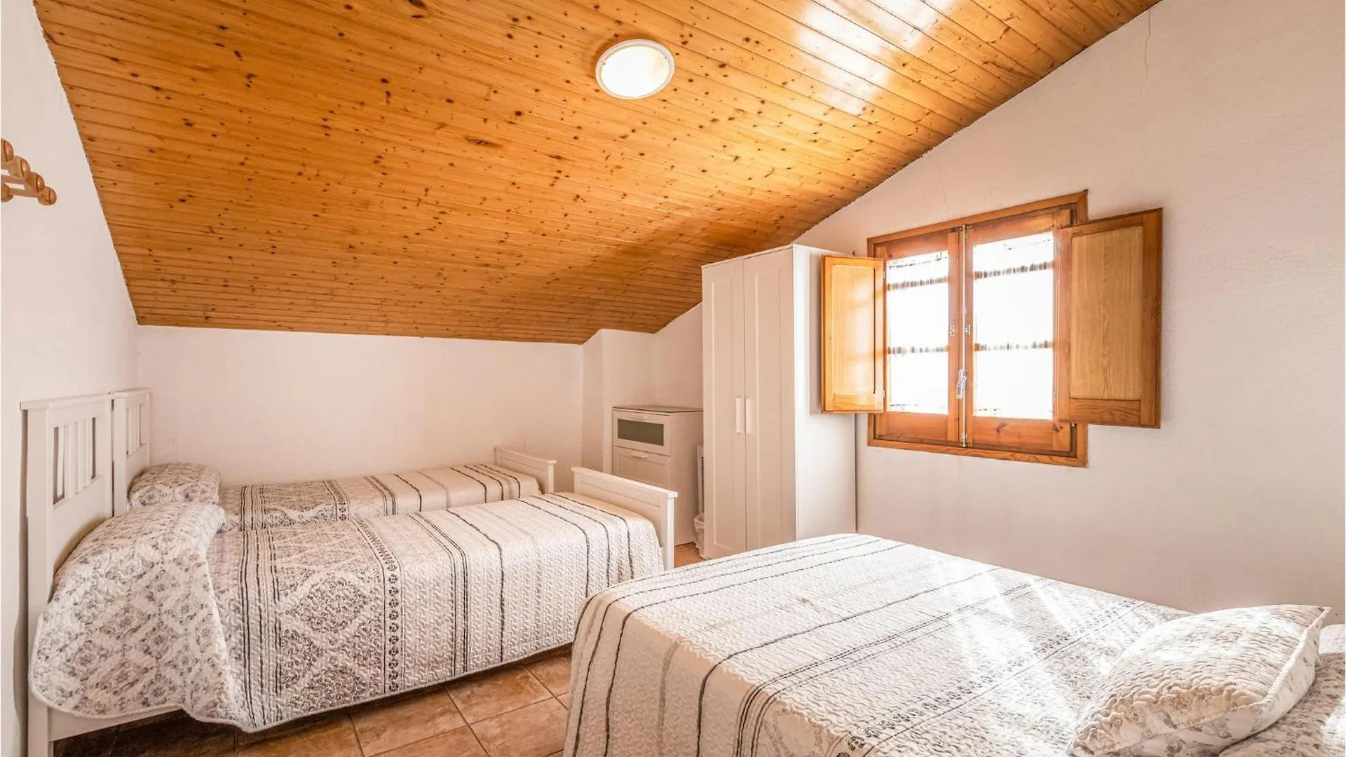 Awesome Home In Riells I Viabrea With Wifi Breda Holiday home